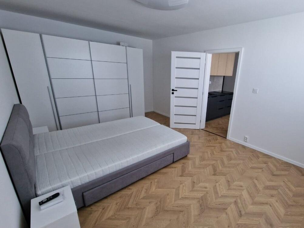 Pronájem bytu 1+1 48 m2