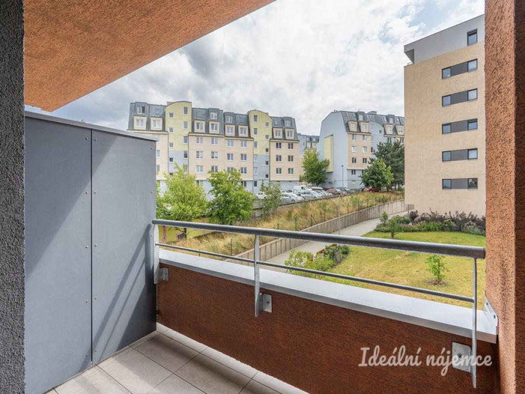 Pronájem bytu 1+kk 30 m2