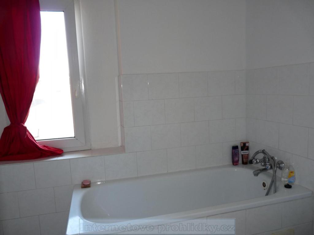 Pronájem bytu 1+1 40 m2