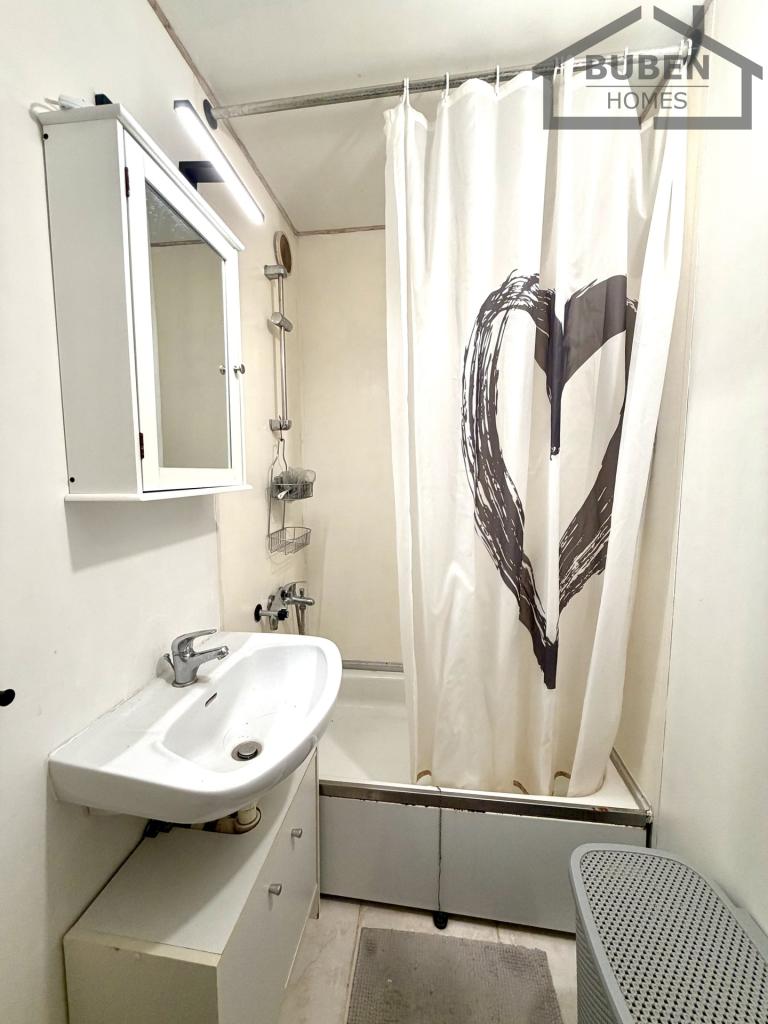 Pronájem bytu 1+1 38 m2