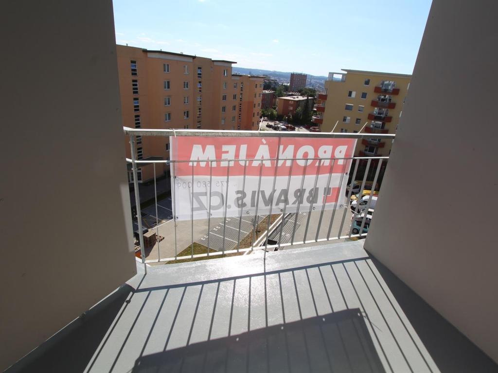 Pronájem bytu 1+kk 40 m2