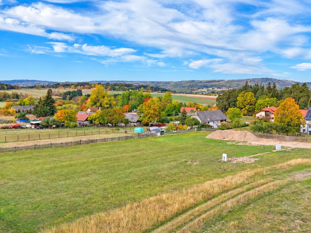 Prodej pozemku 873 m2, Narysov – náhled fotky 3