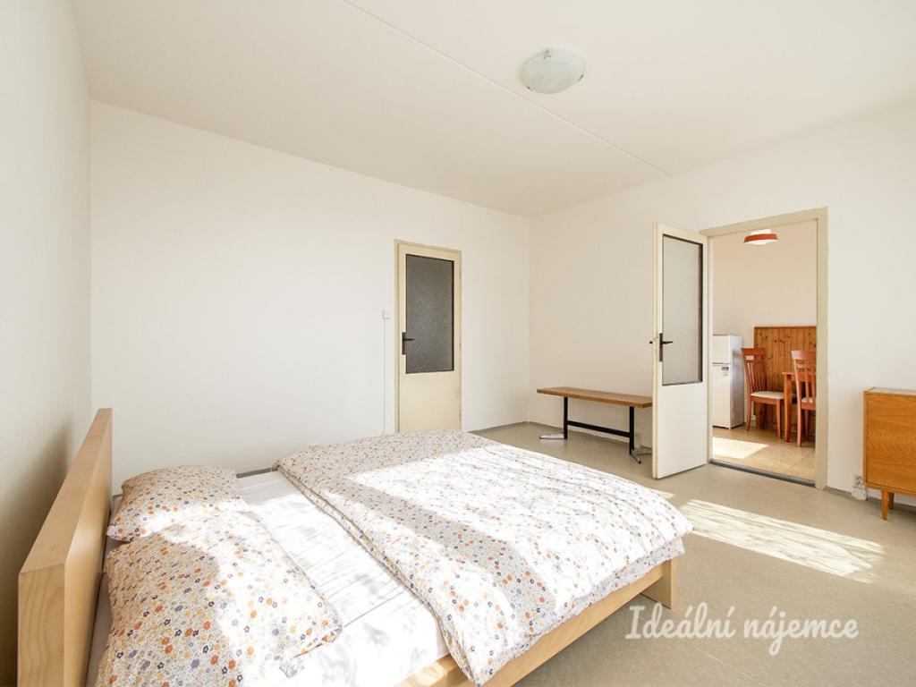 Pronájem bytu 1+1 50 m2