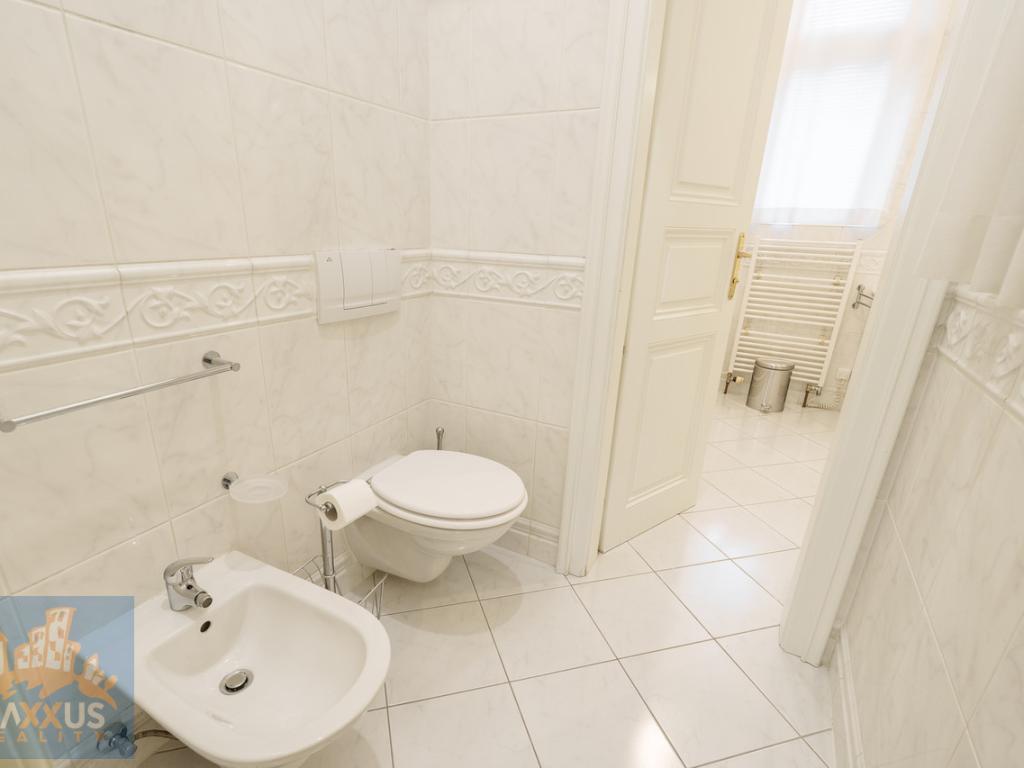 Pronájem bytu 3+kk 78 m2, Praha – náhled fotky 11
