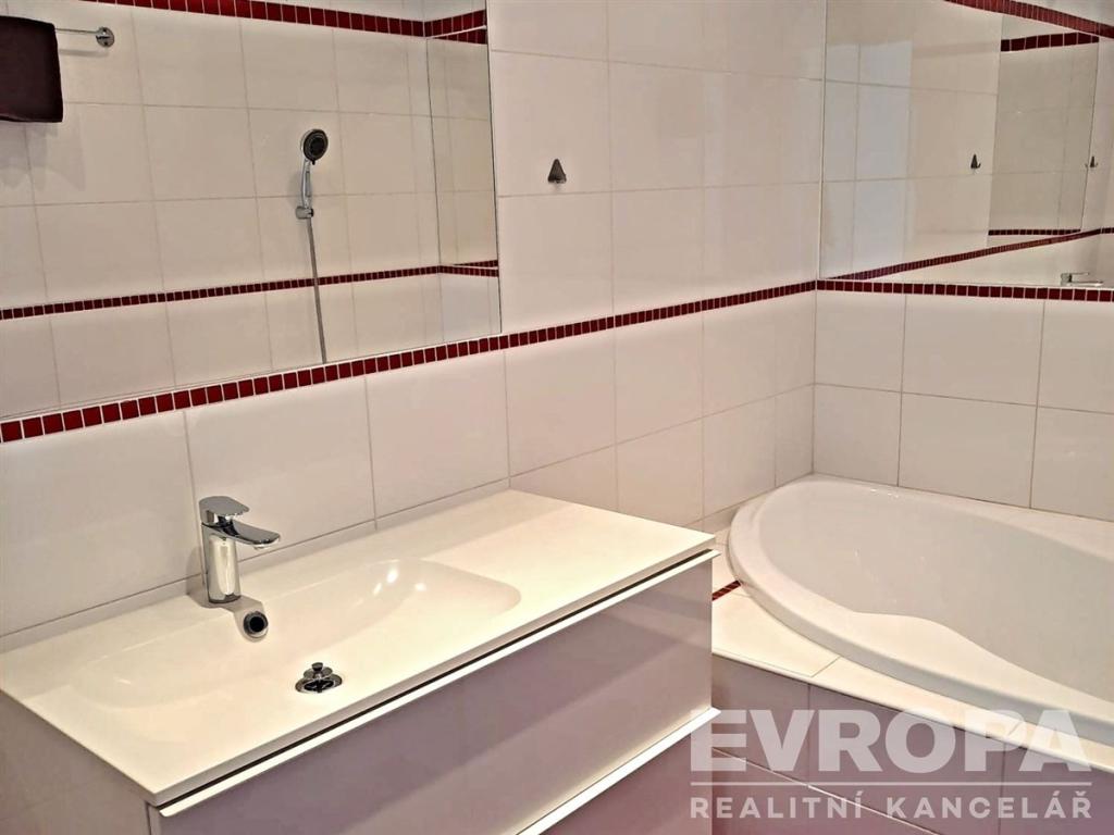 Pronájem bytu 3+1 74 m2