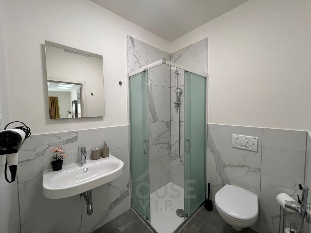 Prodej bytu 1+kk 45 m2, Praha – náhled fotky 9