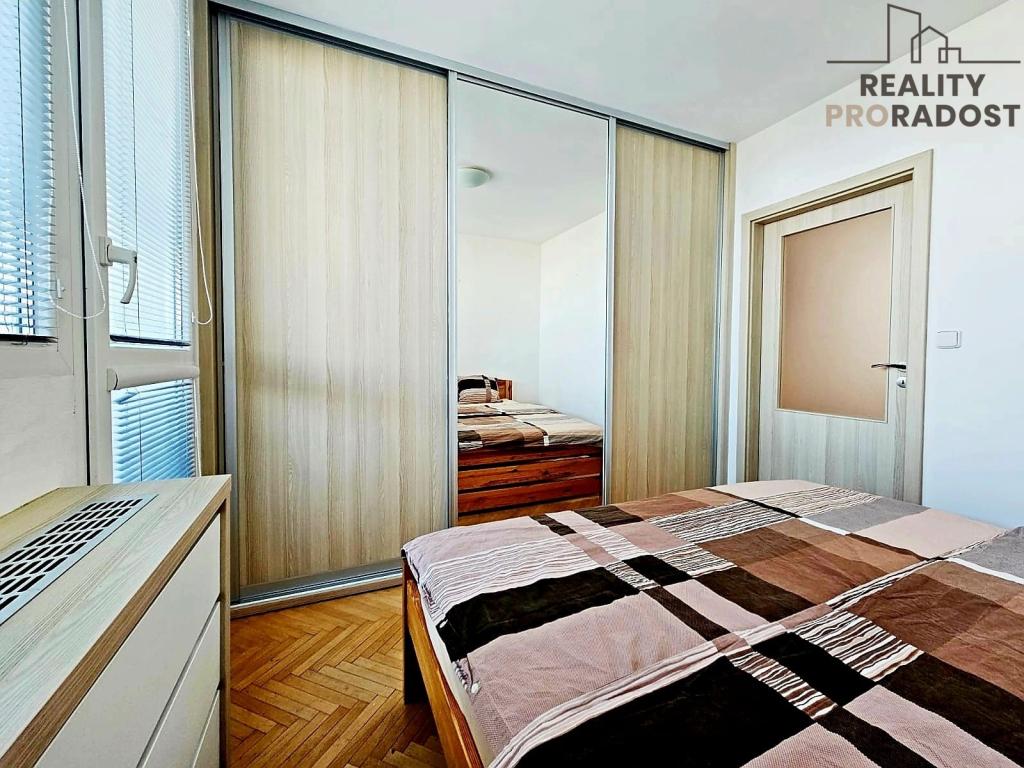 Prodej bytu 3+1 74 m² – pohled 6