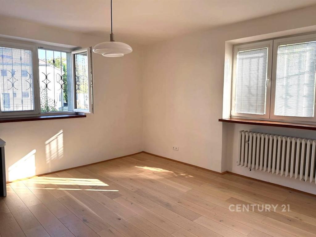Pronájem bytu 2+1 63 m2