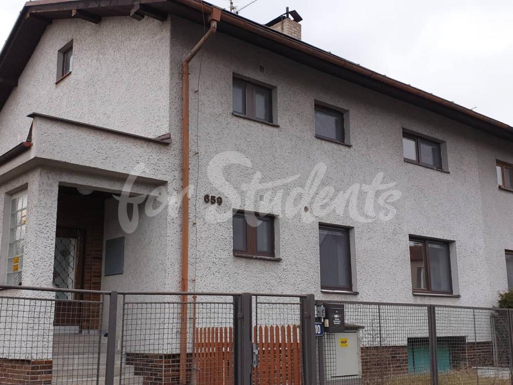 Spolubydleni bytu 2 lůžka 70 m2