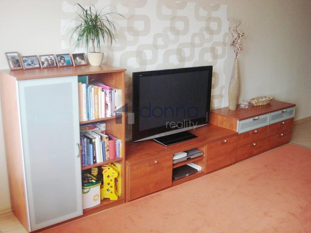 Pronájem bytu 2+kk 59 m2, Praha – náhled fotky 3