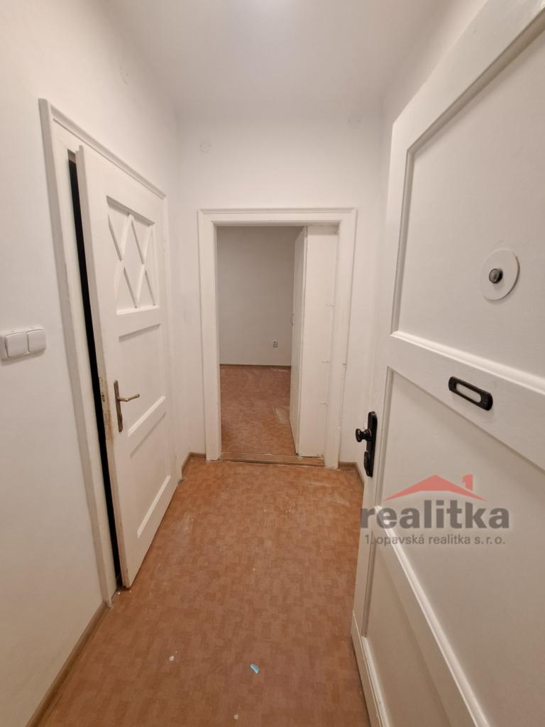 Pronájem bytu 1+kk 28 m2