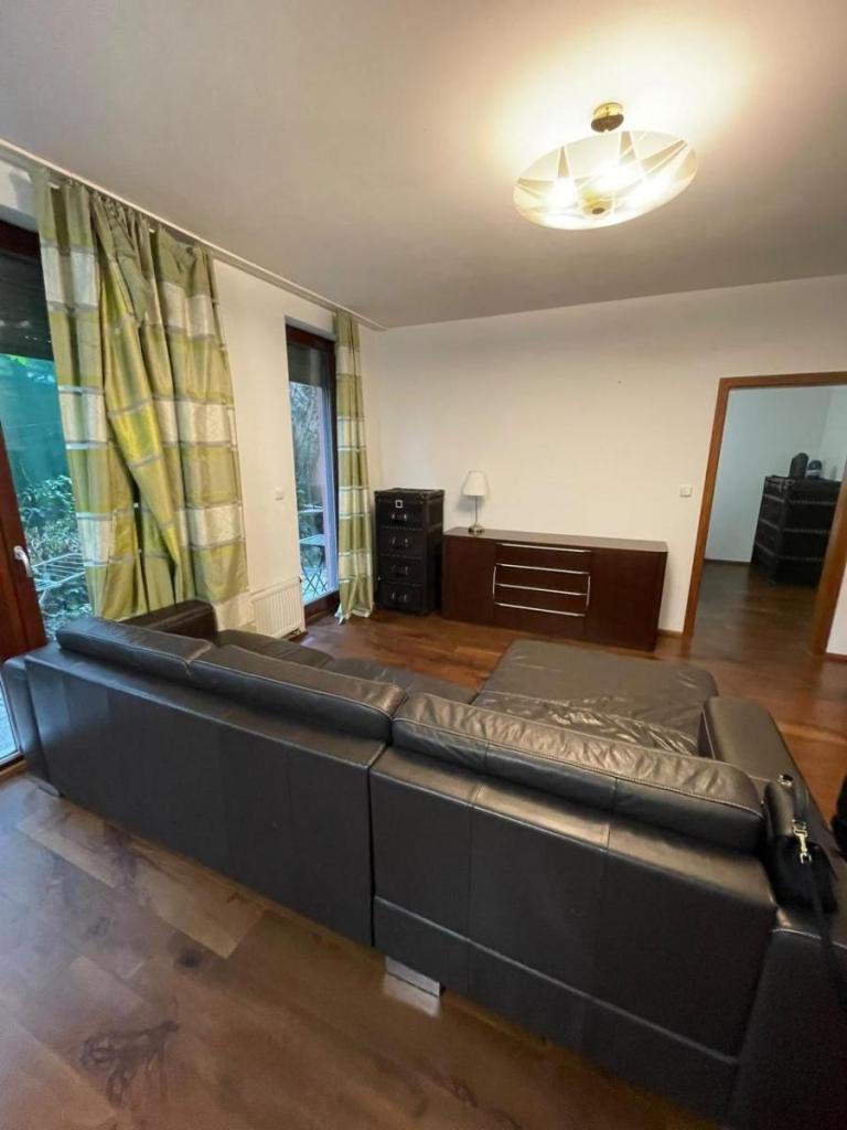 Pronájem bytu 2+kk 64 m2, Praha – náhled fotky 3