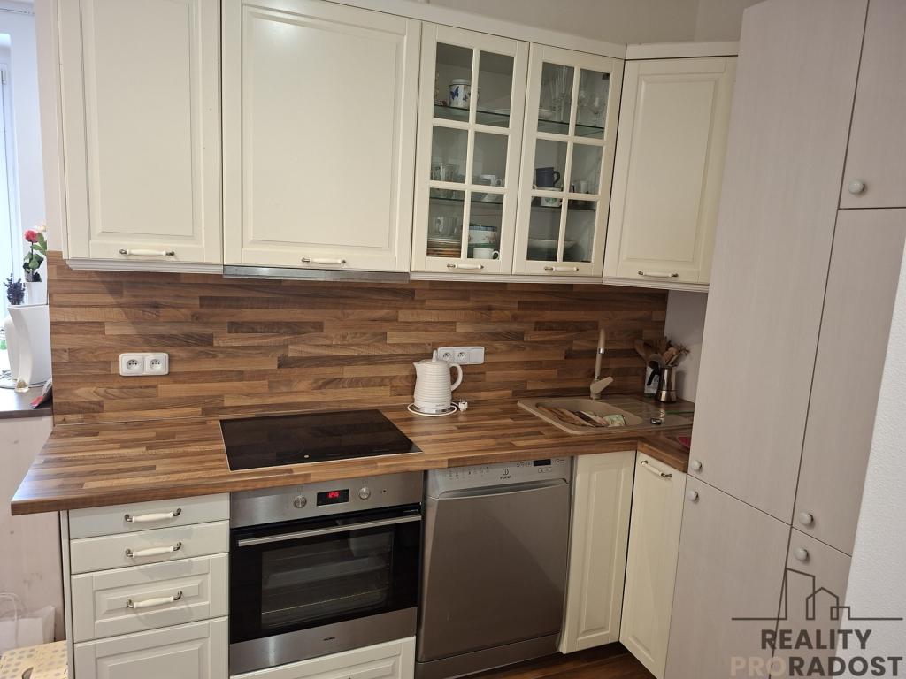 Pronájem bytu 2+kk 60 m2