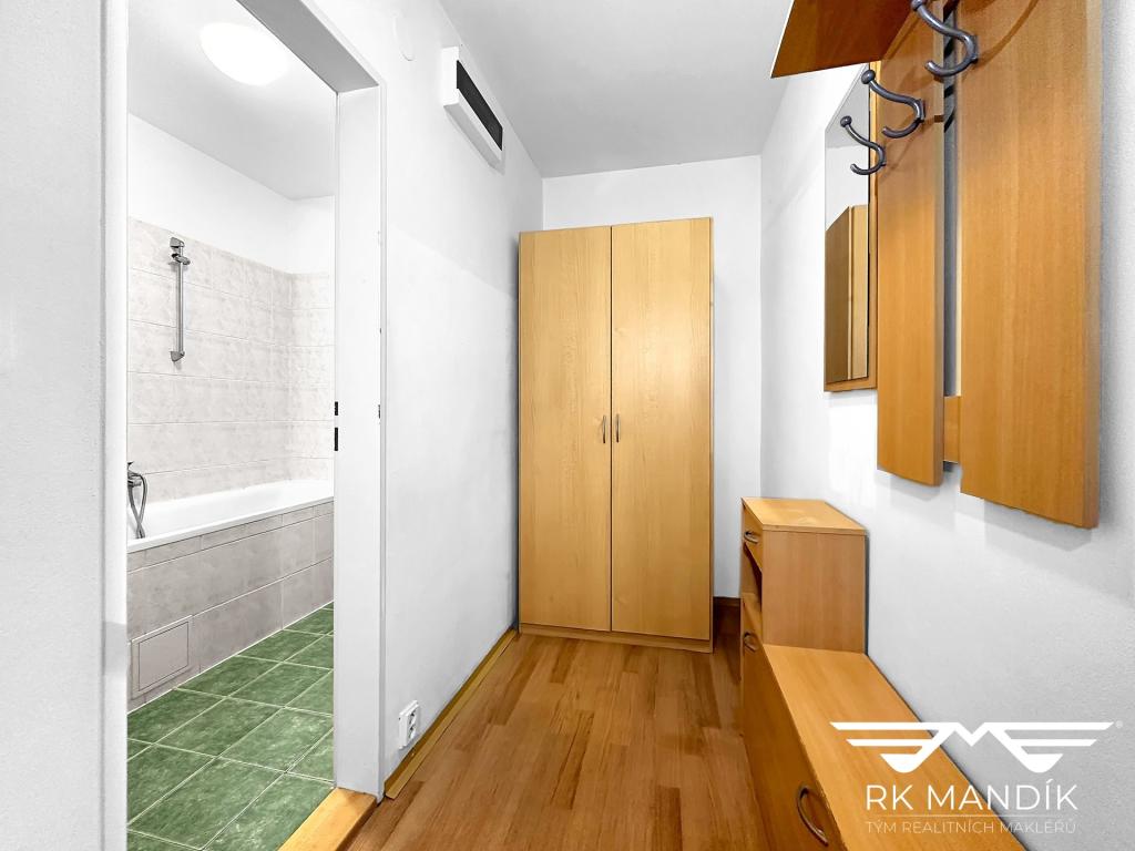 Pronájem bytu 1+kk 28 m2, Praha – náhled fotky 6