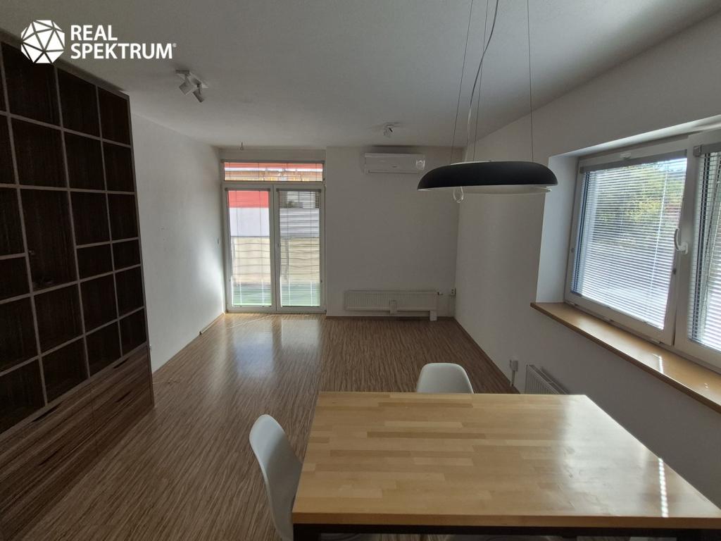 Pronájem bytu 3+kk 80 m2