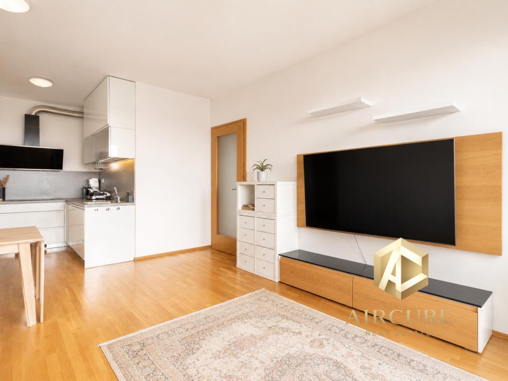 Pronájem bytu 3+kk 85 m2