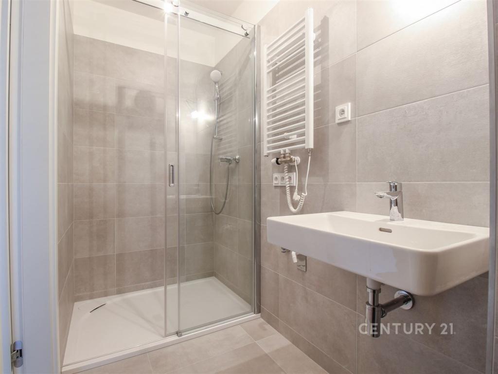 Pronájem bytu 1+kk 30 m2