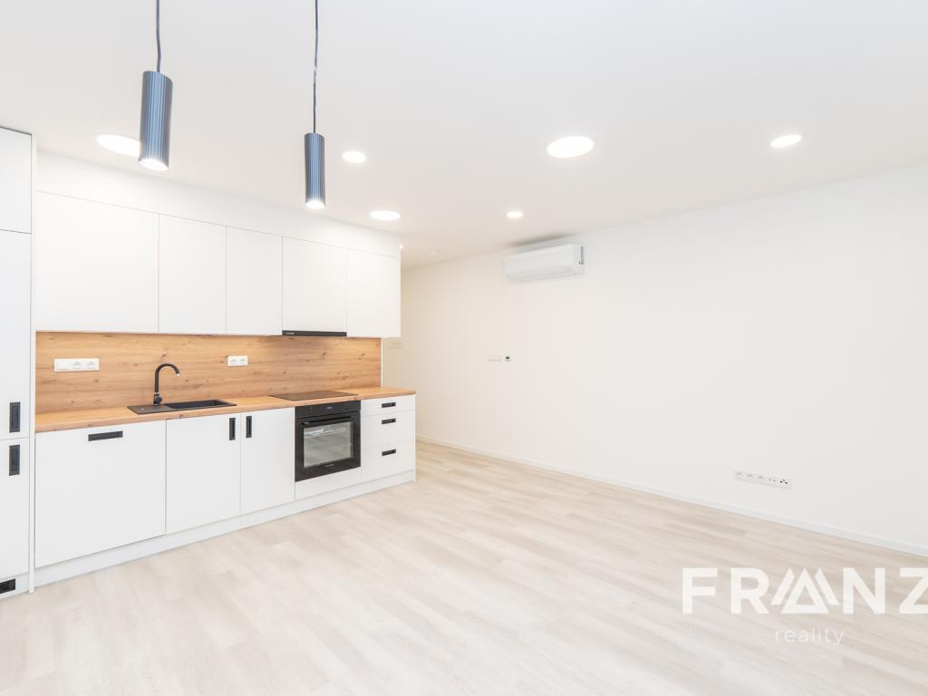 Pronájem bytu 2+kk 42 m2