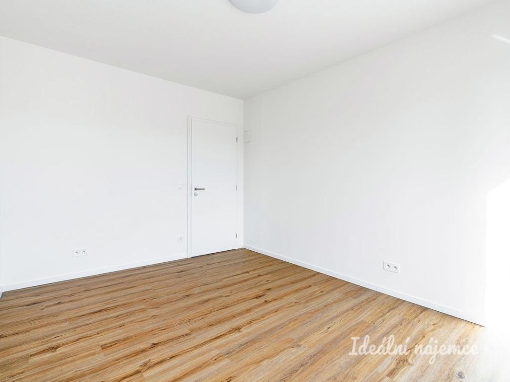 Pronájem bytu 3+kk 73 m2, Kladno – náhled fotky 8