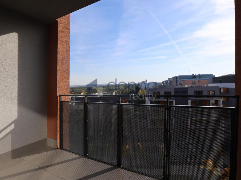 Pronájem bytu 1+kk 39 m2, Praha – náhled fotky 7