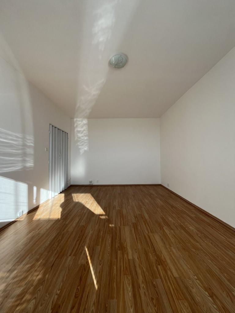 Pronájem bytu 1+1 41 m² - Więcej