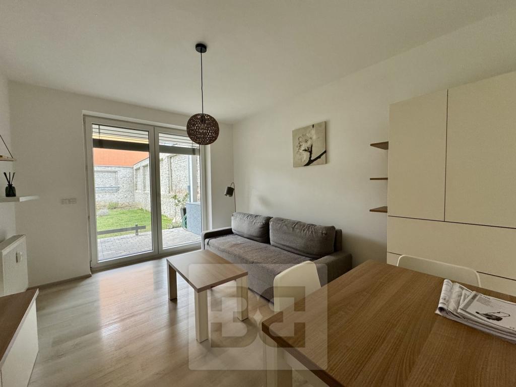 Pronájem bytu 1+kk 40 m2
