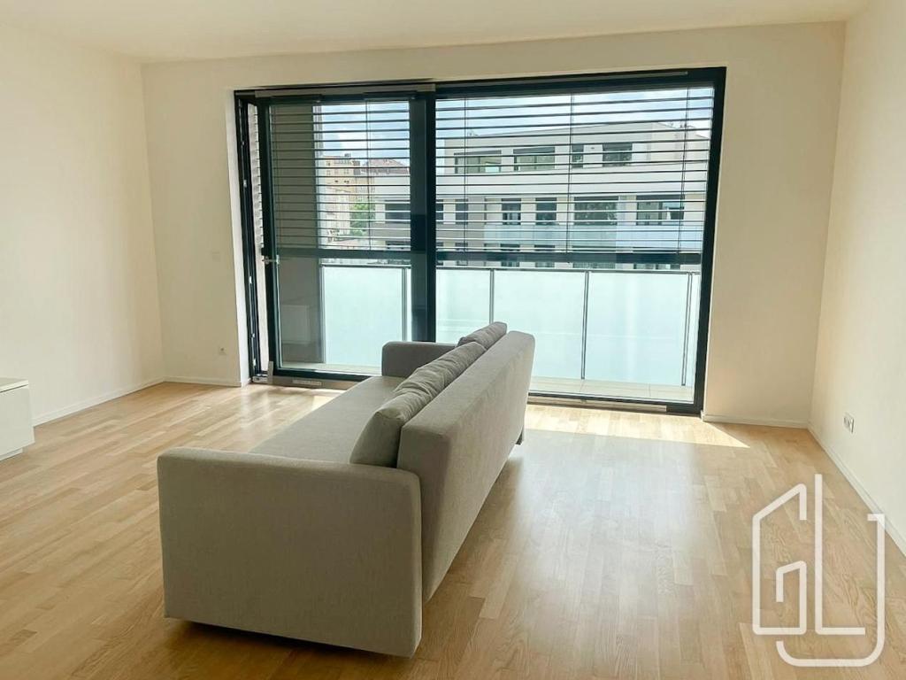 Pronájem bytu 1+kk 48 m2