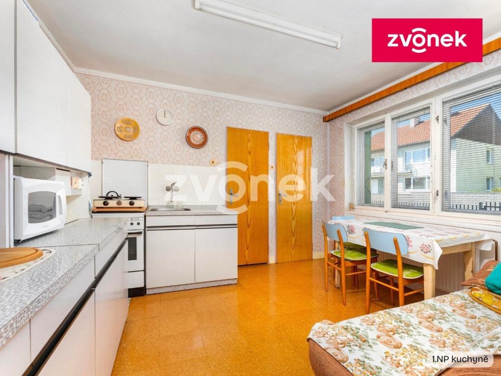 Prodej domu 190 m2, Lukov – náhled fotky 8