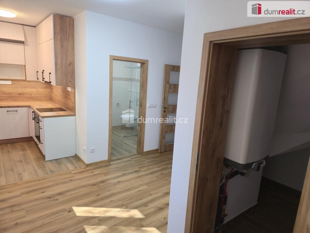 Pronájem bytu 4+kk 75 m2