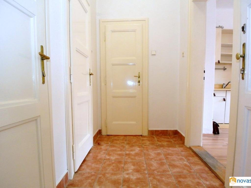 Pronájem bytu 1+kk 28 m2