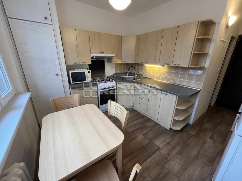 Pronájem bytu 1+1 35 m2