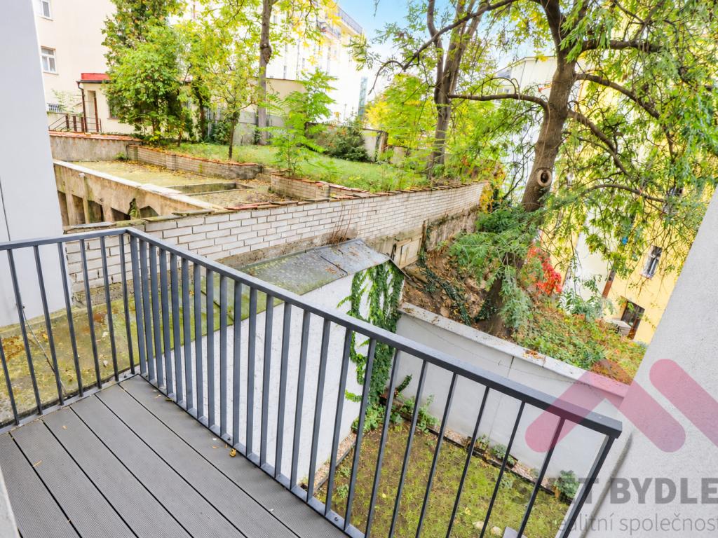 Pronájem bytu 2+kk 44 m2, Praha – náhled fotky 11