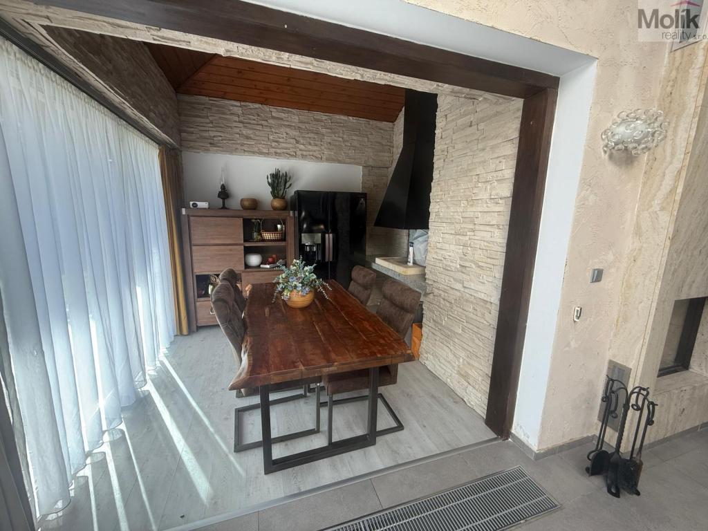 Pronájem domu 700 m2
