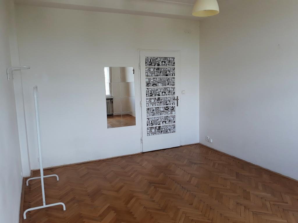 Spolubydleni bytu celý pokoj 81 m2