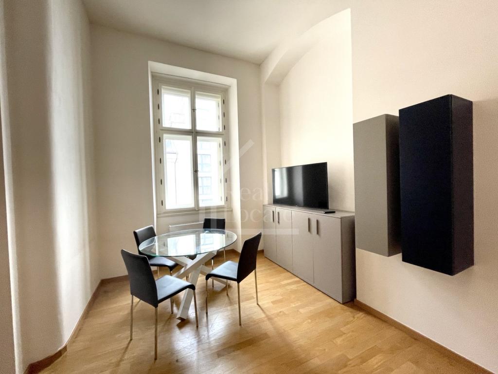 Pronájem bytu 1+kk 52 m2