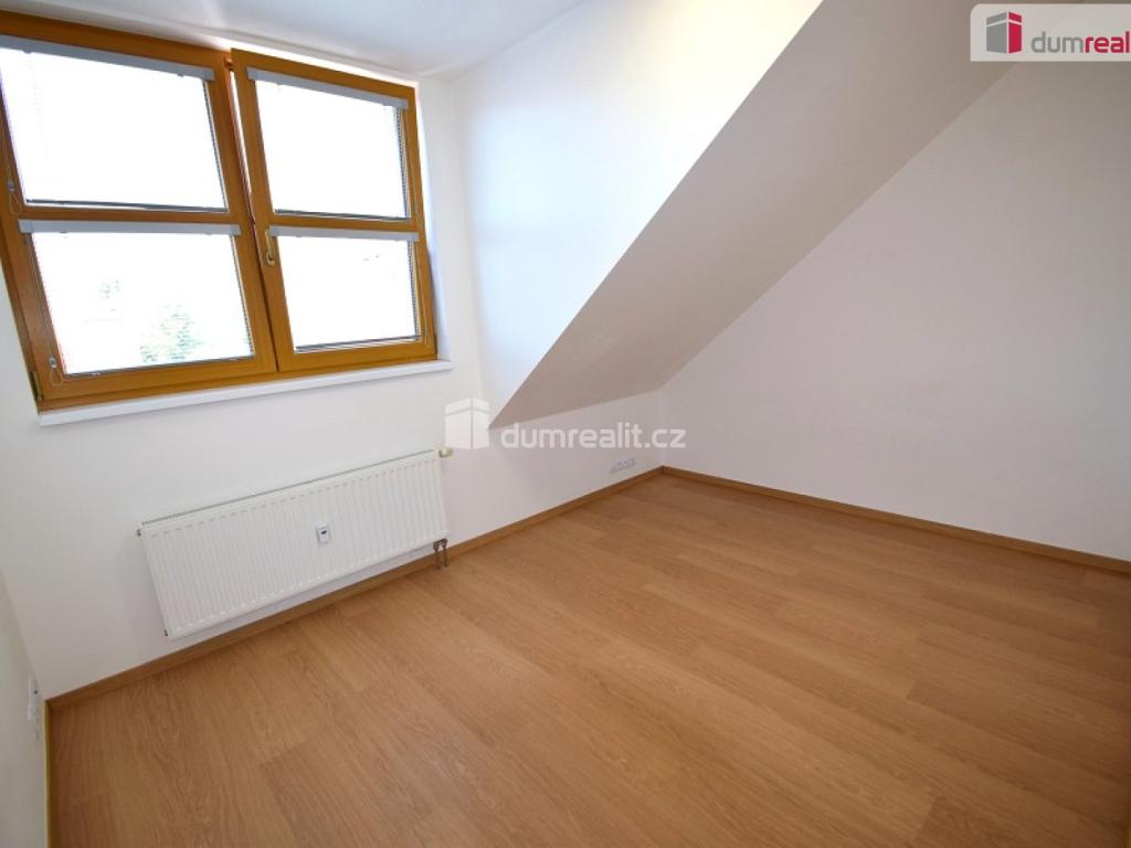 Listing 2