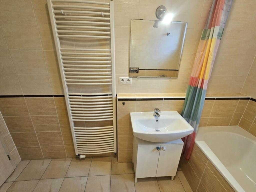 Pronájem bytu 2+kk 65 m2, Praha – náhled fotky 17