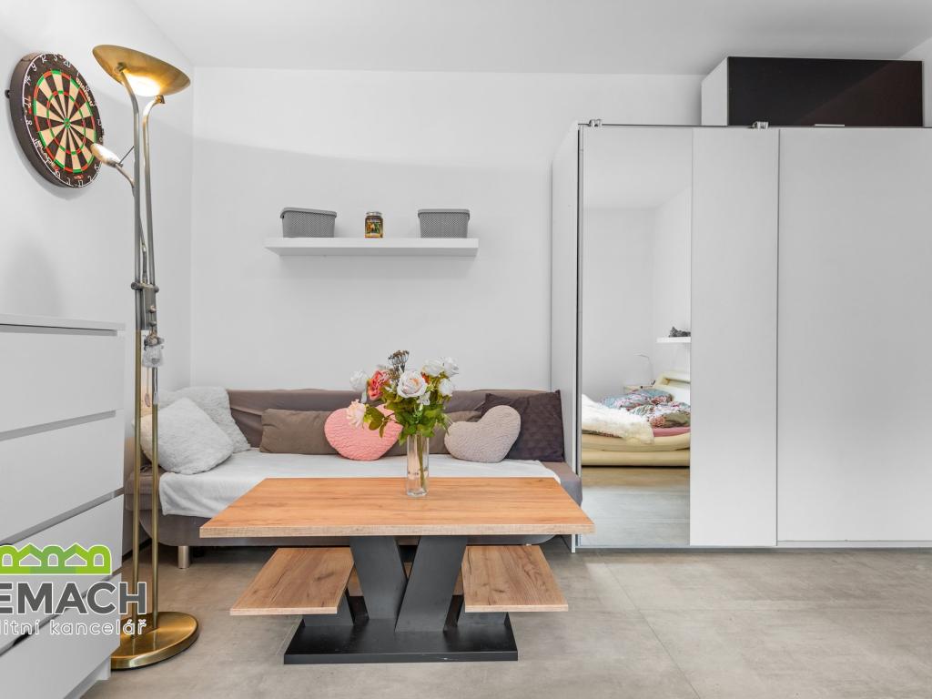 Pronájem bytu 2+kk 50 m2