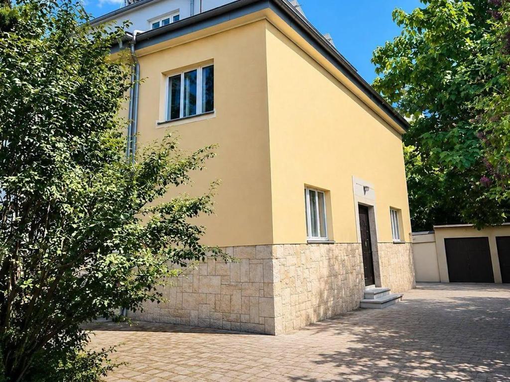 Pronájem bytu 1+kk 30 m2