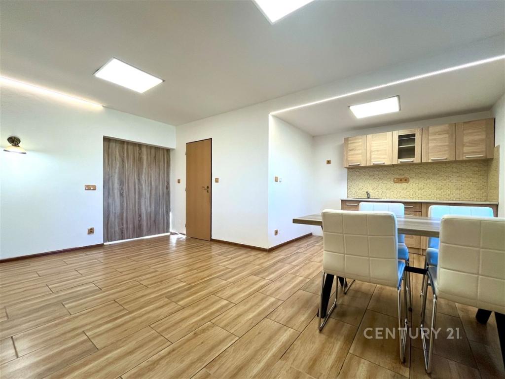 Pronájem bytu 1+kk 34 m2