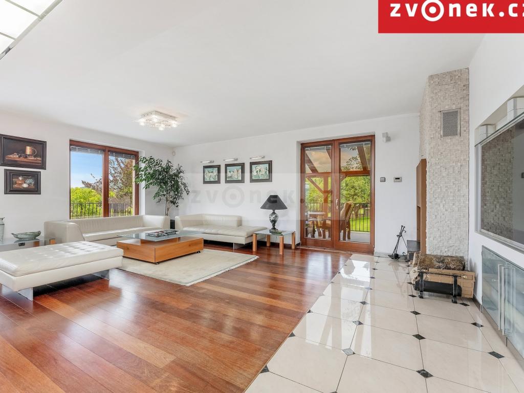 Talo, 540 m², tontti 1700 m²