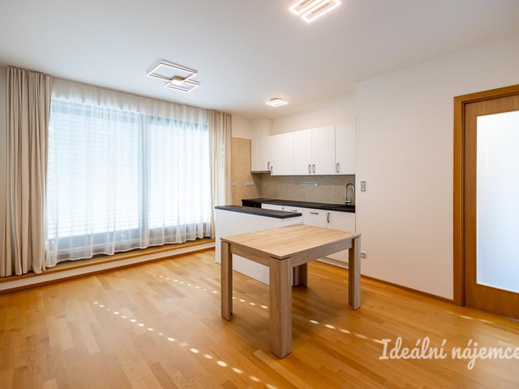 Pronájem bytu 2+kk 49 m2
