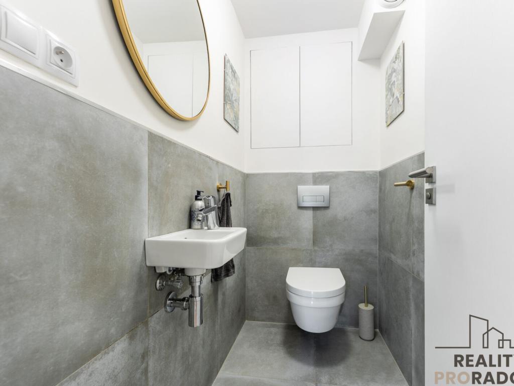 Prodej bytu 3+kk 82 m2, Praha – náhled fotky 28