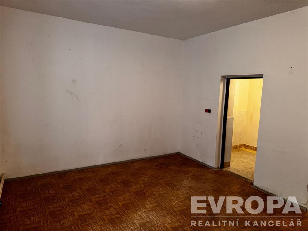 Pronájem bytu 1+kk 35 m2
