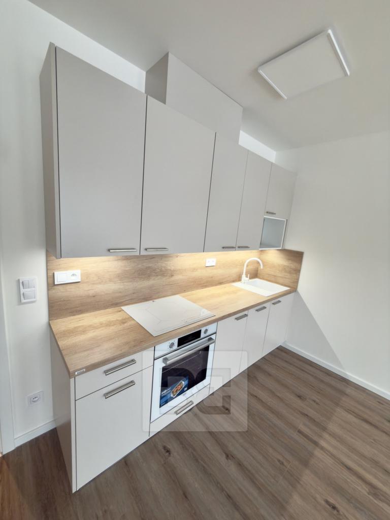 Pronájem bytu 2+kk 51 m2