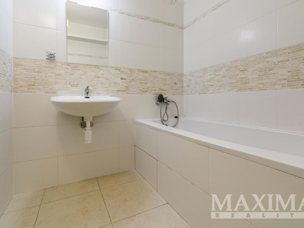 Pronájem bytu 3+kk 67 m2, Praha – náhled fotky 10