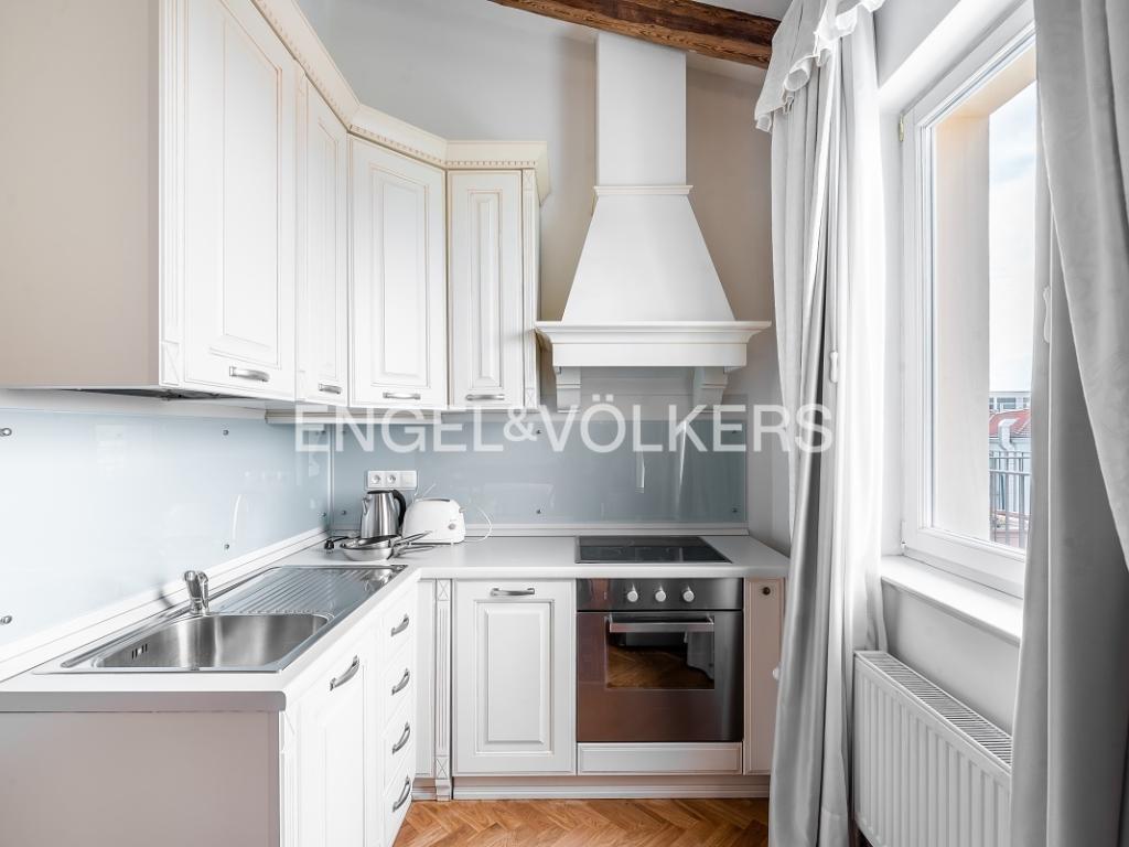 Pronájem bytu 1+kk 38 m2