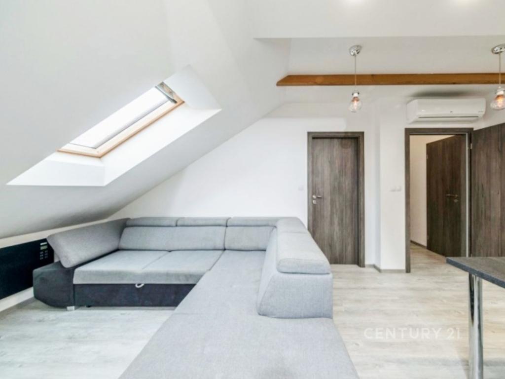 Pronájem bytu 2+kk 50 m2