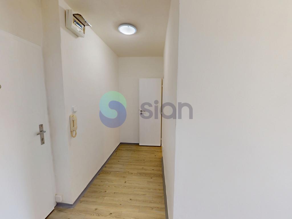 Pronájem bytu 1+1 40 m2