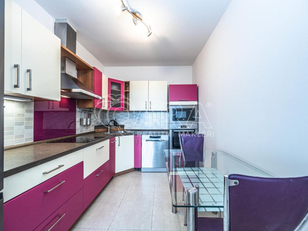 Pronájem bytu 3+kk 74 m2